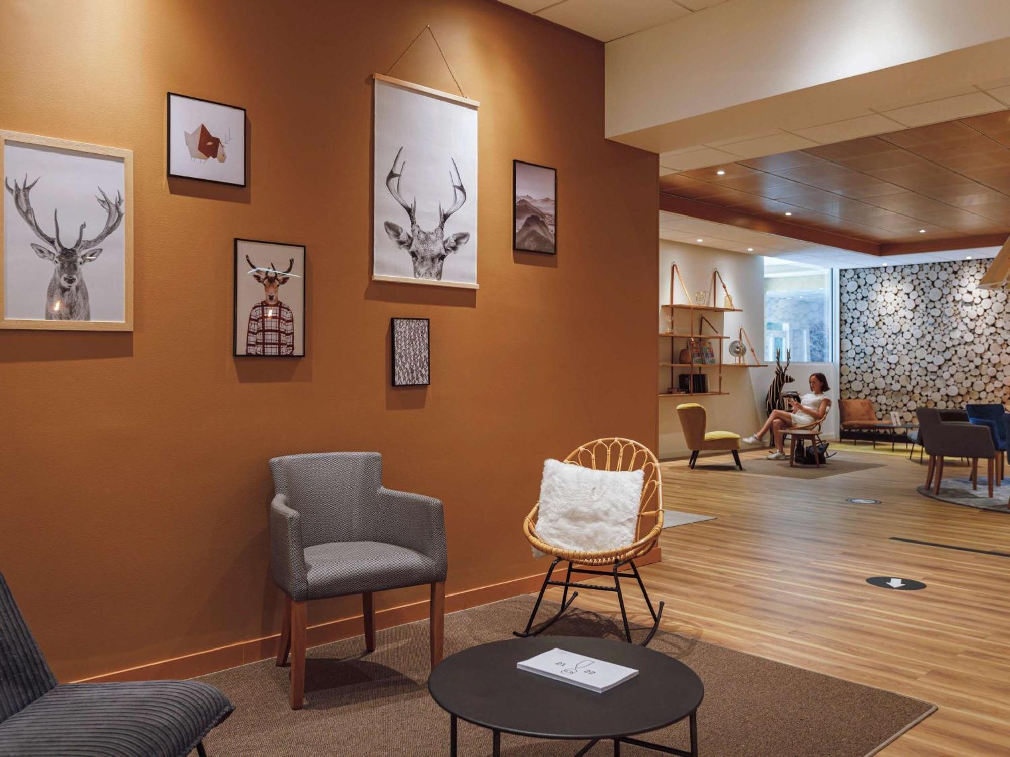 Отель Ibis Styles Aix Les Bains Domaine De Marlioz Экс-ле-Бен Экстерьер фото