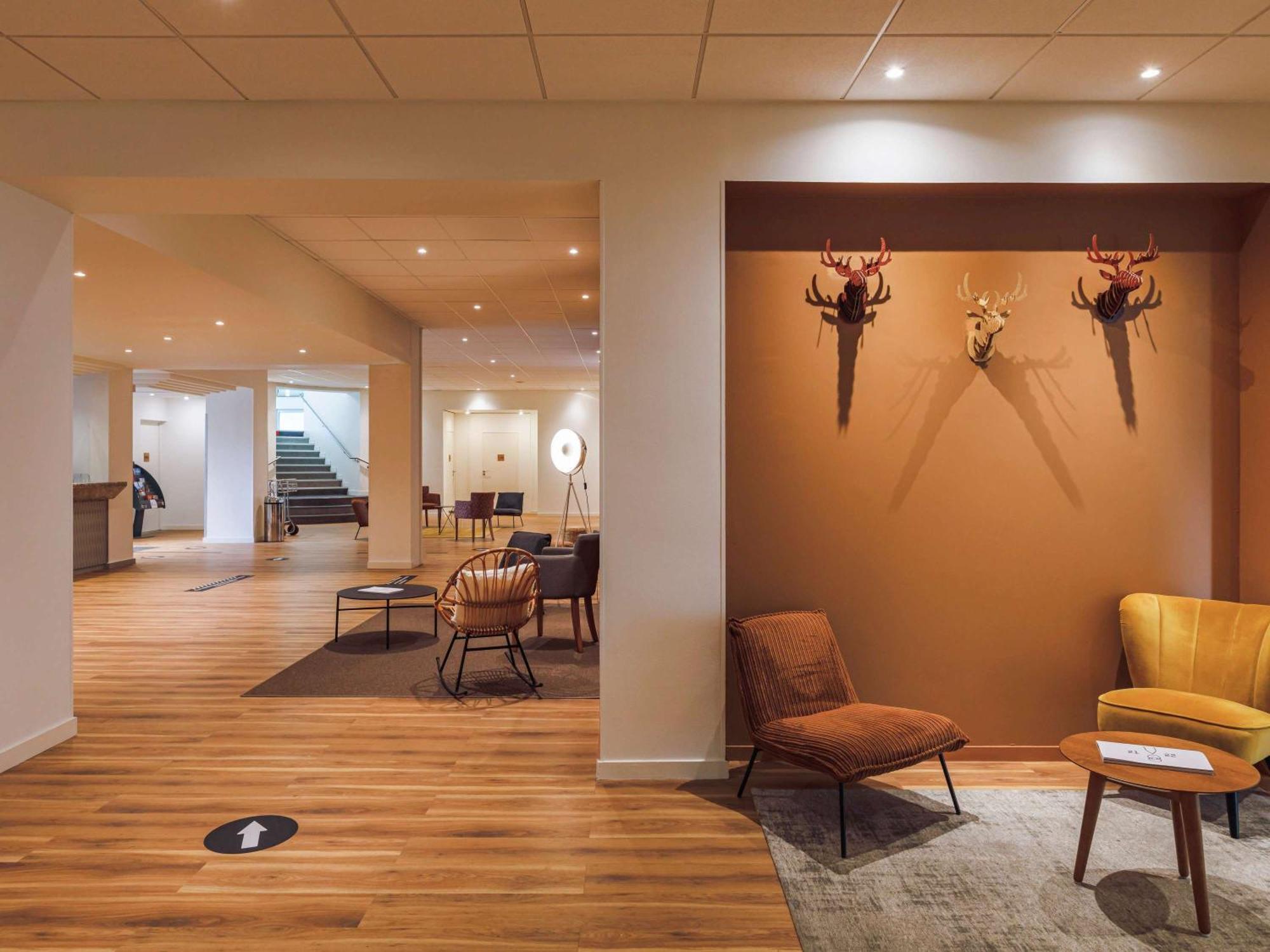 Отель Ibis Styles Aix Les Bains Domaine De Marlioz Экс-ле-Бен Экстерьер фото